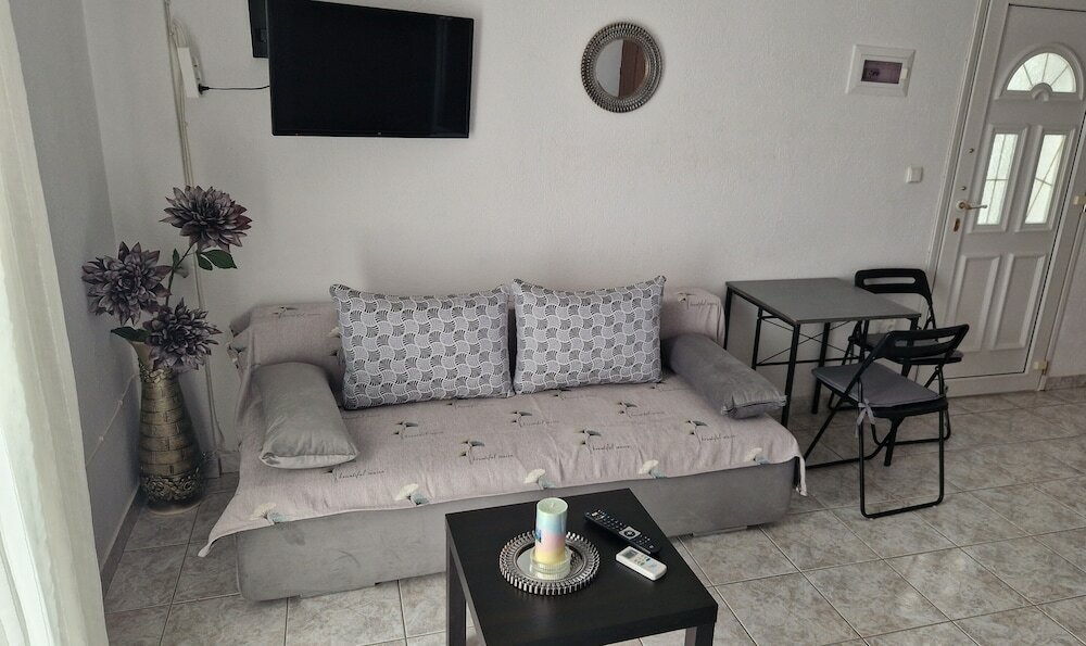 Фото Doukas Aparthotel