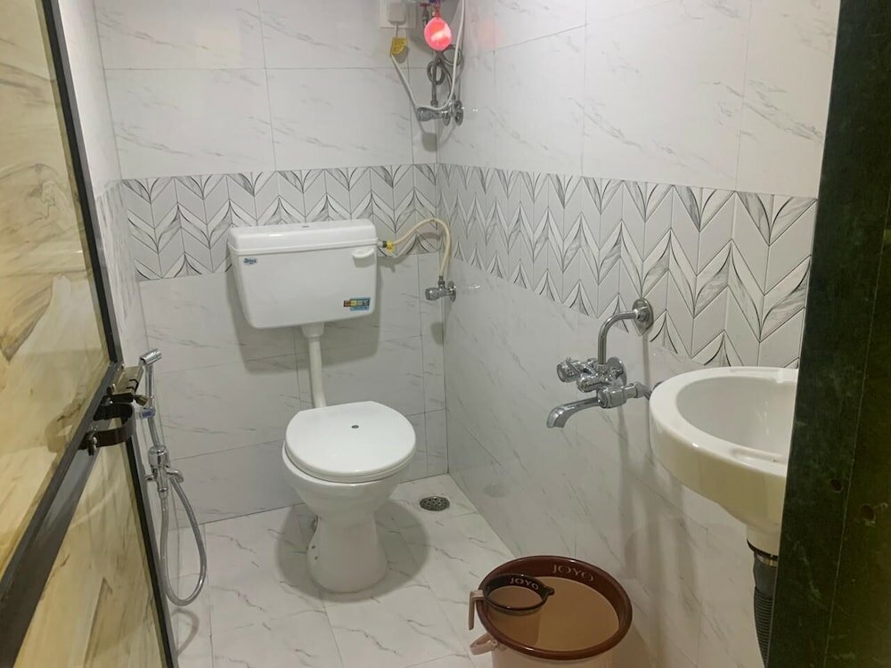 Фото Hotel Sai Guest House