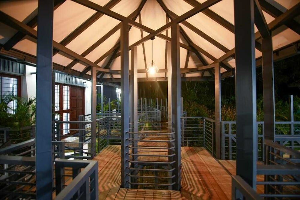 Фото B'camp Resorts & Homestays