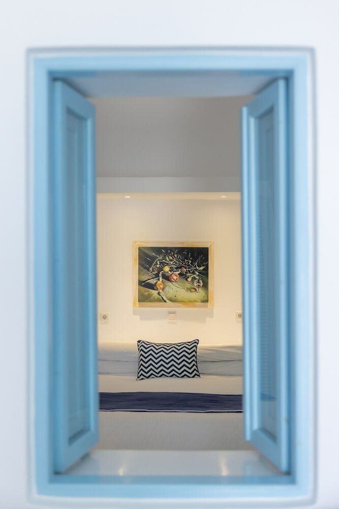 Фото Dreams Luxury Suites