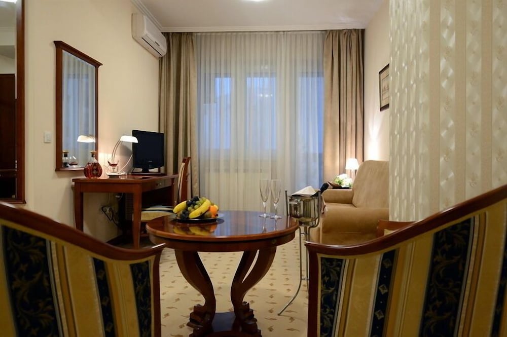 Фото Hotel Orasac