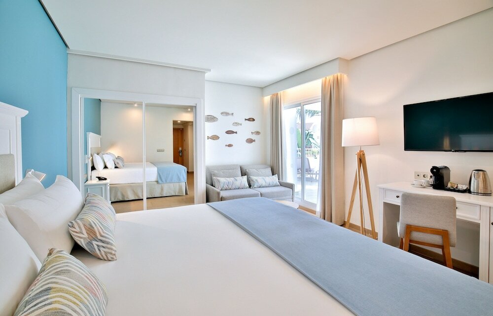 Фото Occidental Torremolinos Playa