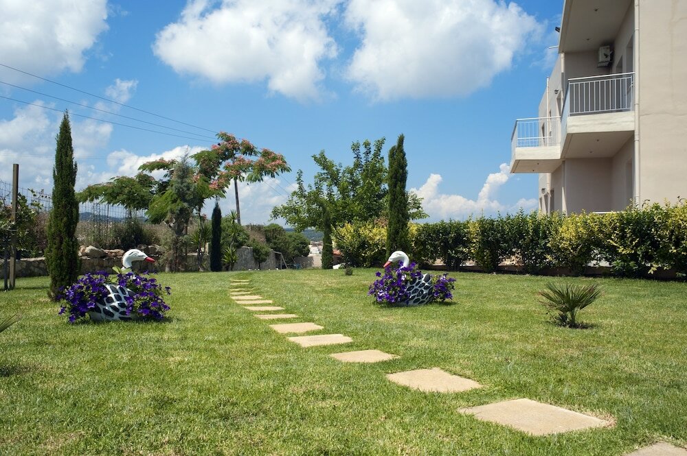 Фото Renieris Hotel