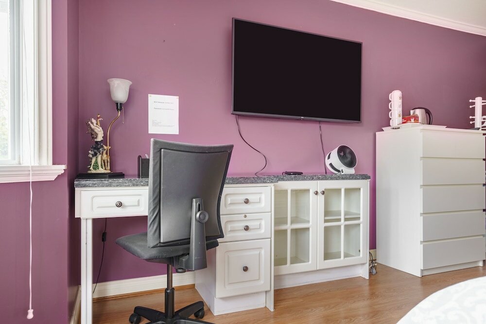 Фото Fraser River Richmond Bed & Breakfast