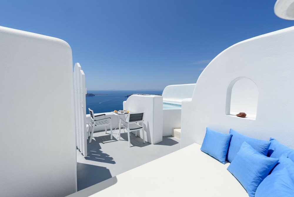 Фото Abyssanto Suites & SPA