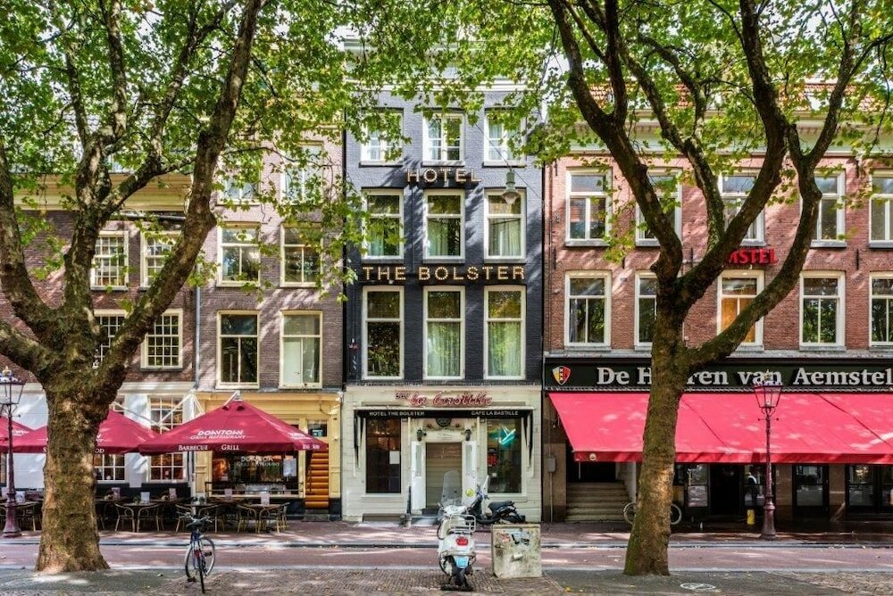 Фото The Bolster