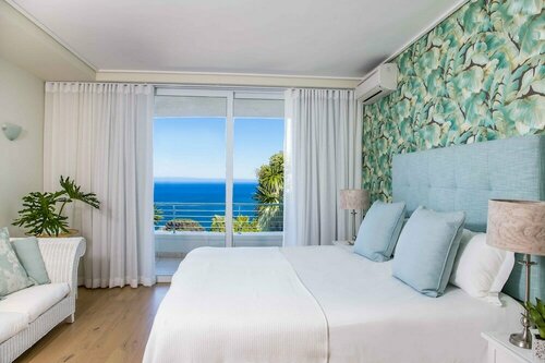 Апартаменты Modern Camps Bay Apartment в Кейптауне
