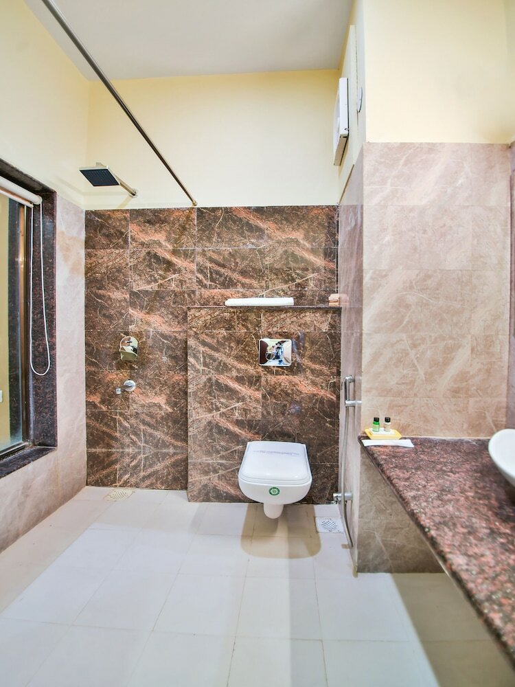 Фото Hotel Amrit Manthan