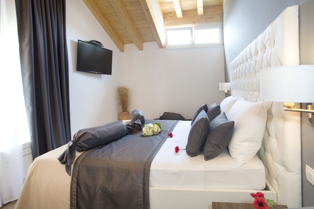 Фото Aspalathos Residence