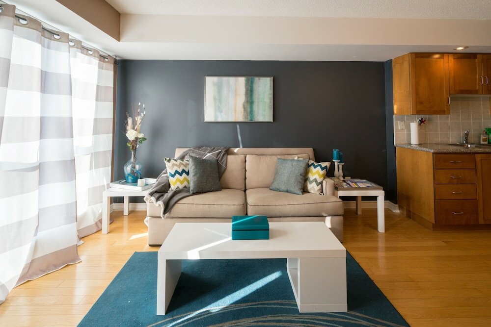 Фото Applewood Suites - 1 Br Wellington West