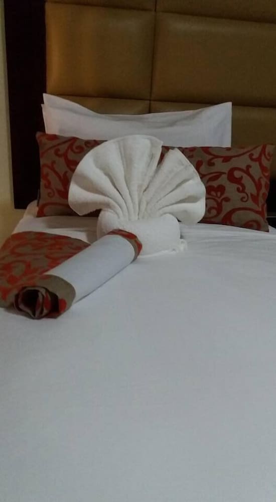 Фото Makgovango Luxury Inn