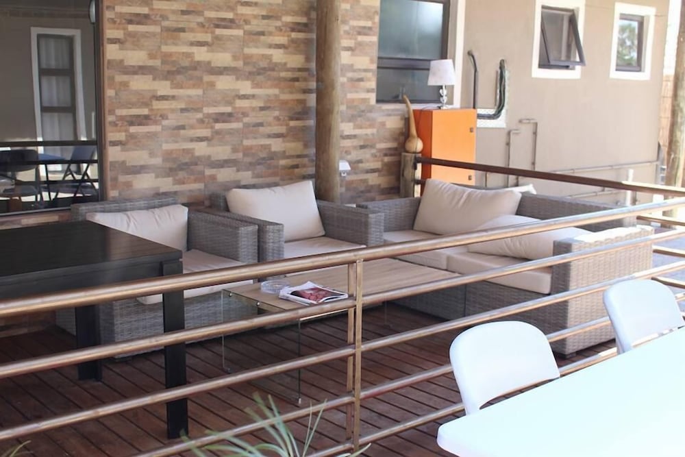 Фото Makgovango Luxury Inn