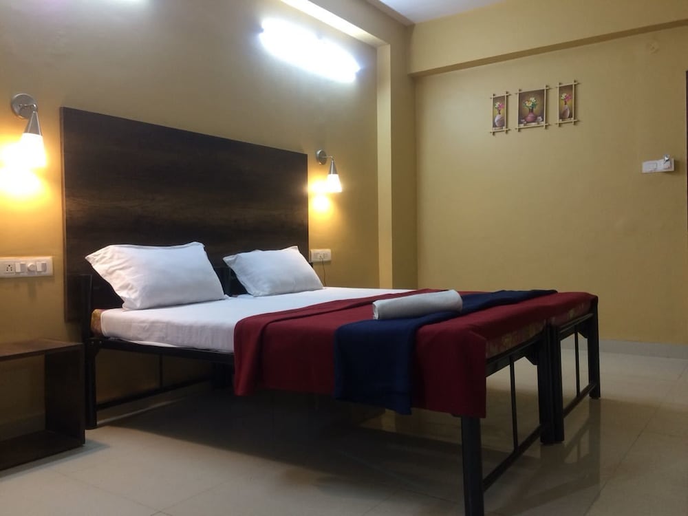 Фото Hotel Peacock