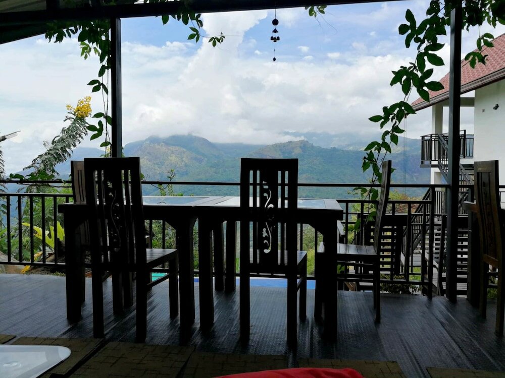 Фото Awesome Place Hotel