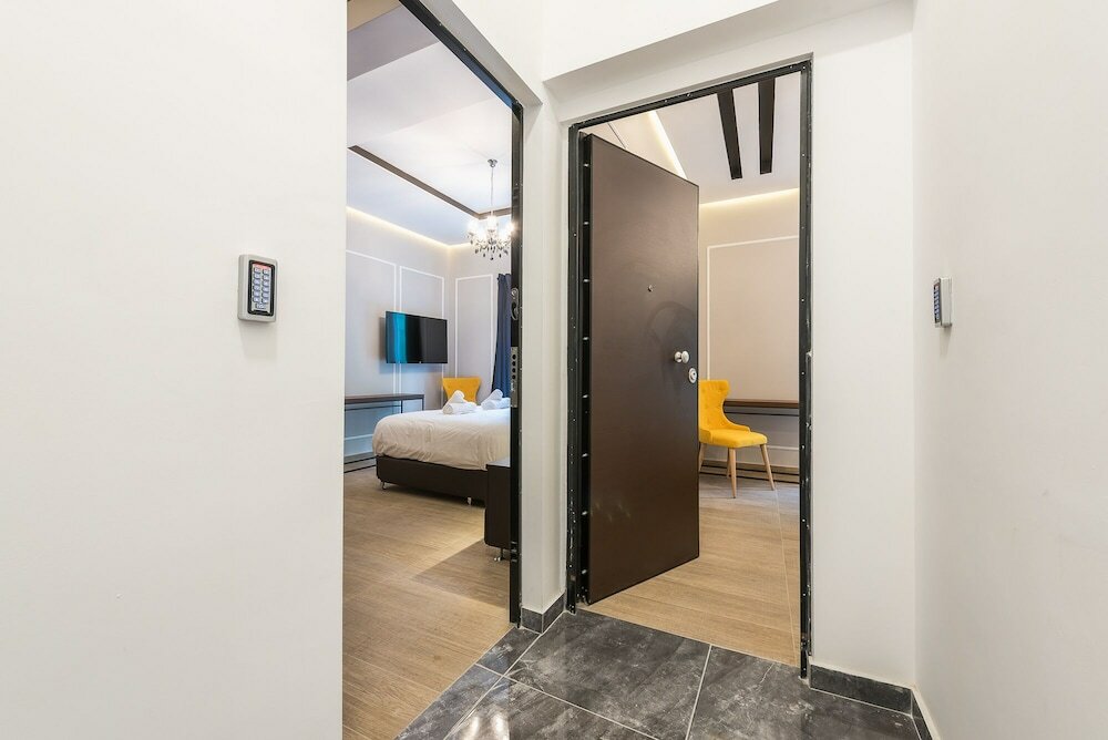 Фото Syntagma Luxury Living One LL1Apartments