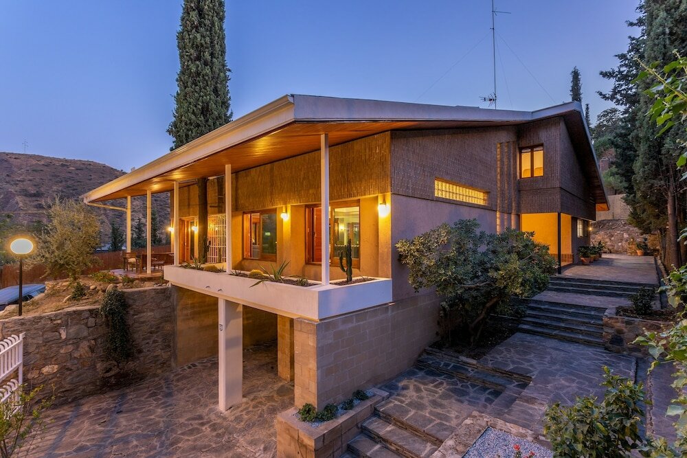 Фото 6 Bd Villa With Swimming Pool Close to City Center - Casa del Cadí