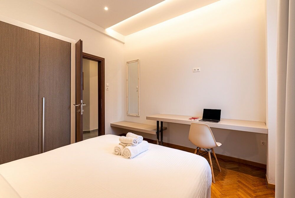 Фото The Central Boutique Αpartments