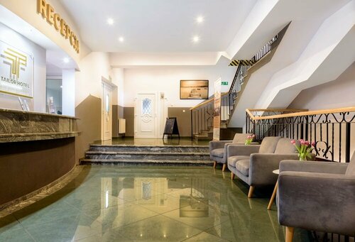 Гостиница Tailor Hotel Sport & Conference в Моронге