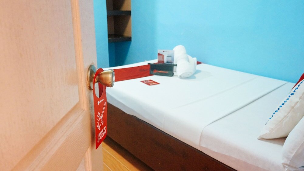 Фото RedDoorz near Old Tagbilaran Airport