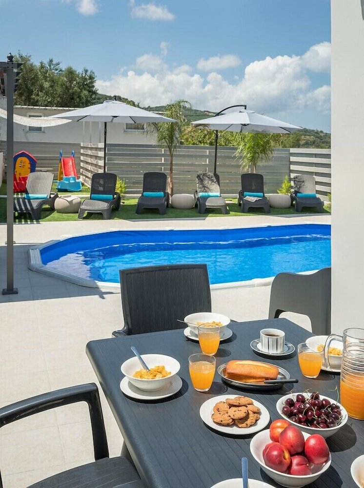 Фото B&m Villa Sirili