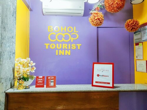 Гостиница RedDoorz near Ramiro Community Hospital в Тагбиларане