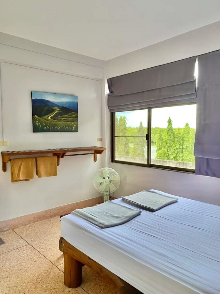 Фото No. 7 Guest House