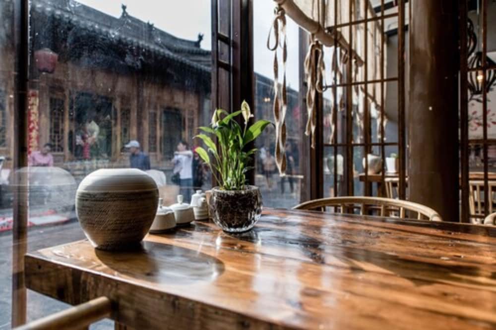 Фото Water Hotel Pingyao