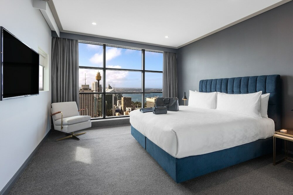 Фото Meriton Suites Kent Street, Sydney