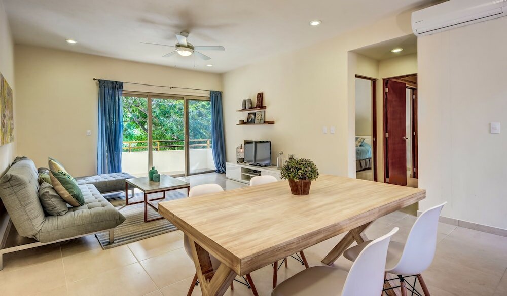 Фото Anam 1 bedroom apartment with balcony sleeps 3