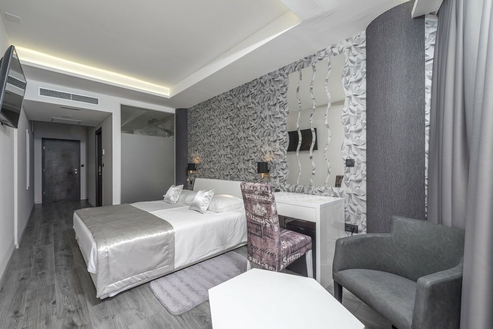 Фото Luxury Rooms Seven