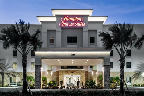 Гостиница Hampton Inn & Suites West Melbourne-Palm Bay Road