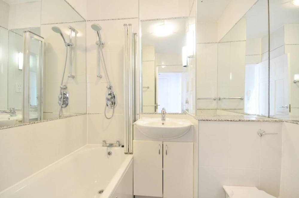 Фото The Lancaster