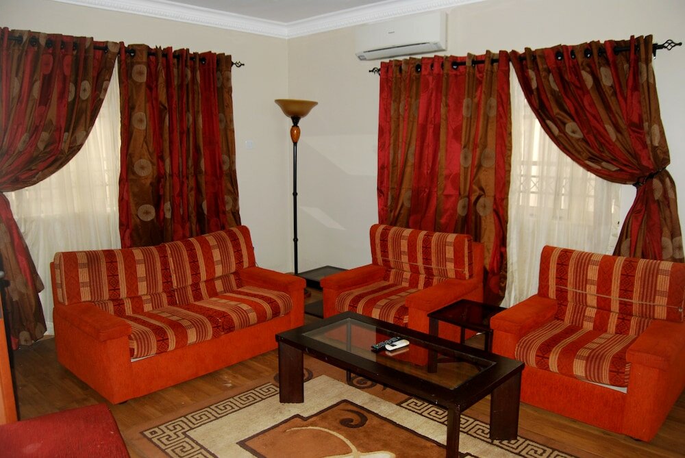 Фото Grand Inn & Suites