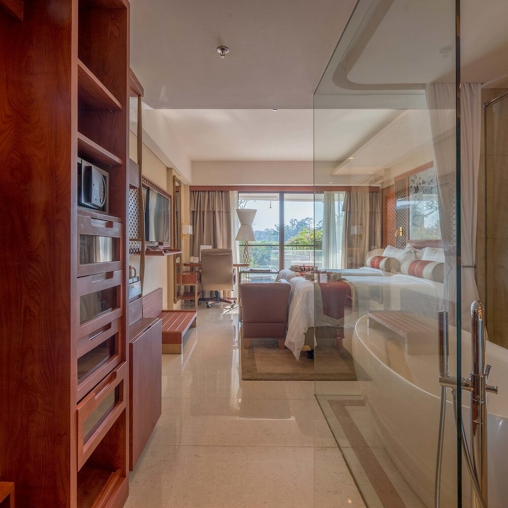 Фото SereS Springs Resort & SPA Singakerta