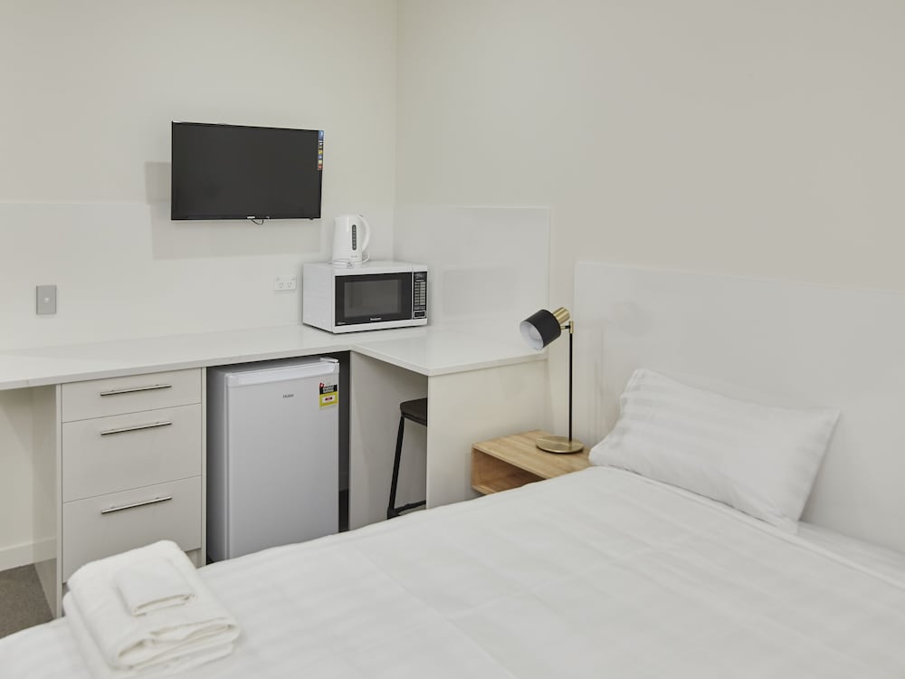 Фото Three Palms Lodge