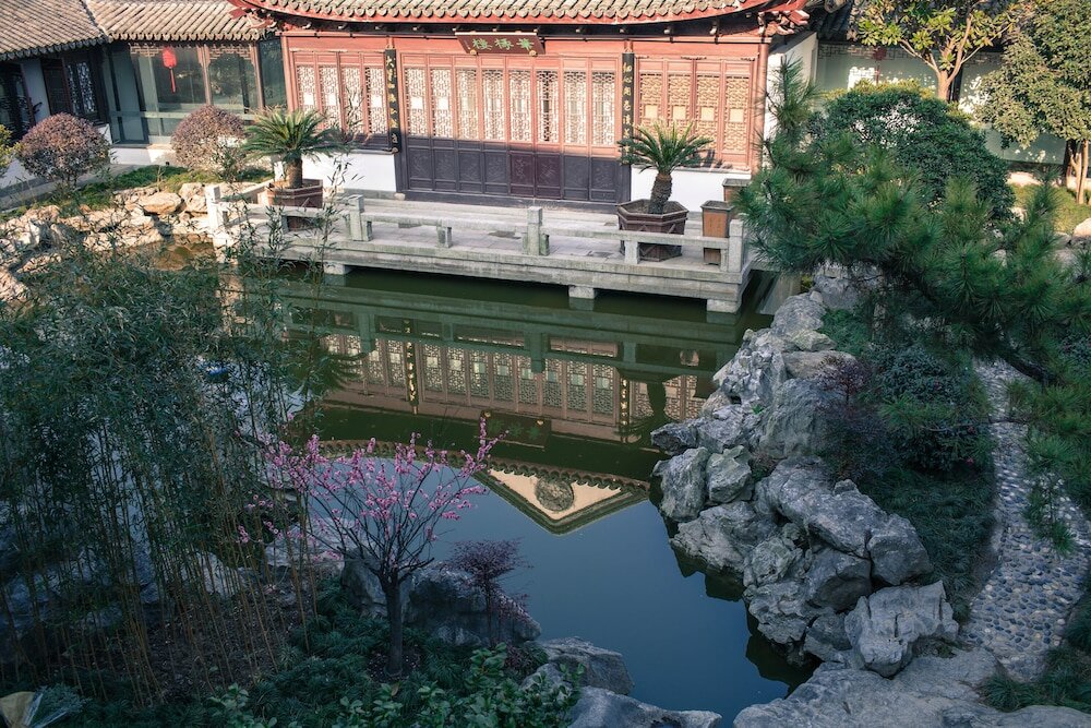 Фото Graceland Garden Court Hotel