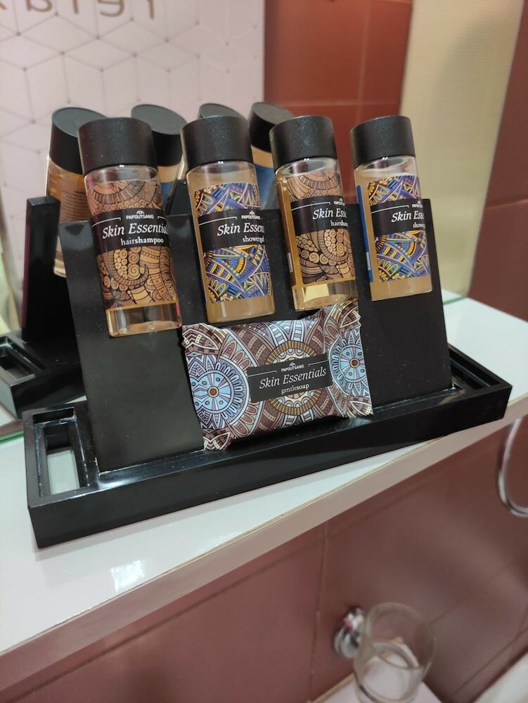 Фото Mastic Point Studios