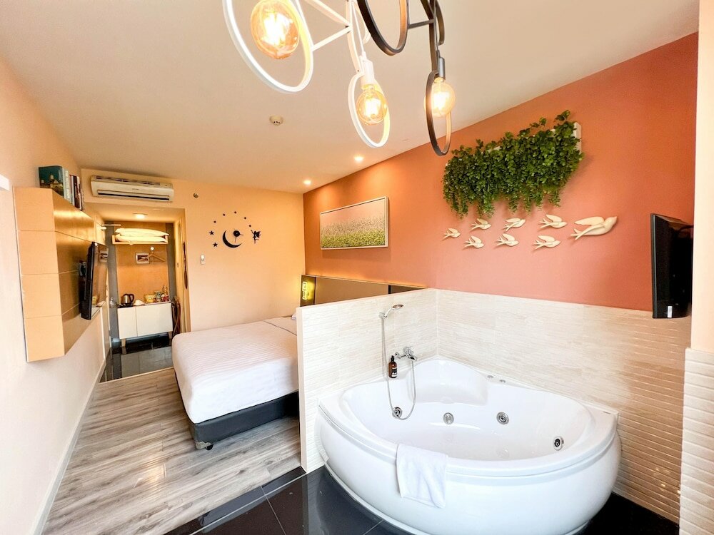 Фото Verse Luxe Hotel Wahid Hasyim