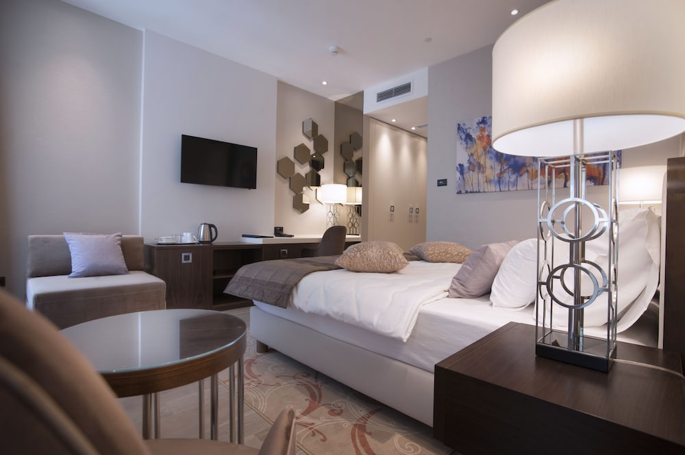 Фото 127256886558