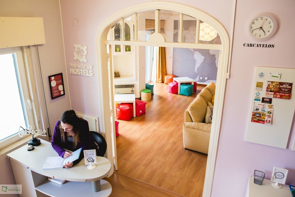 Фото Help Yourself Hostels Carcavelos Coast