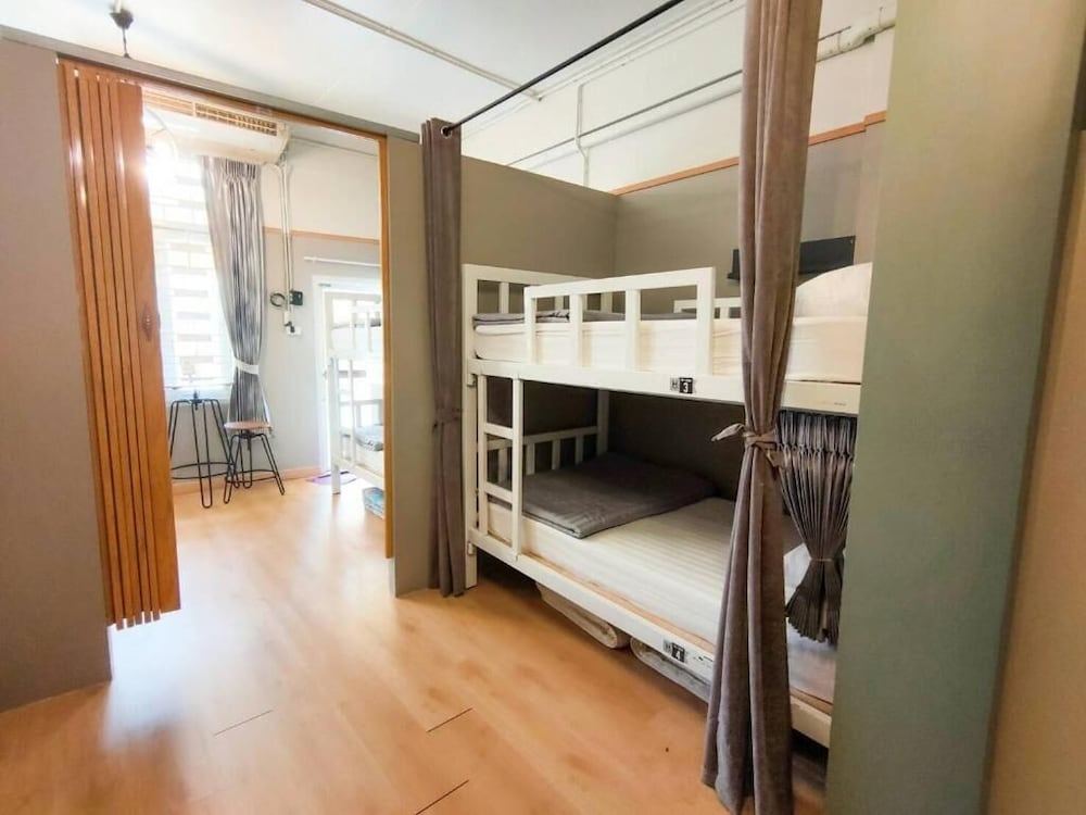 Фото Hub Hostel Hatyai