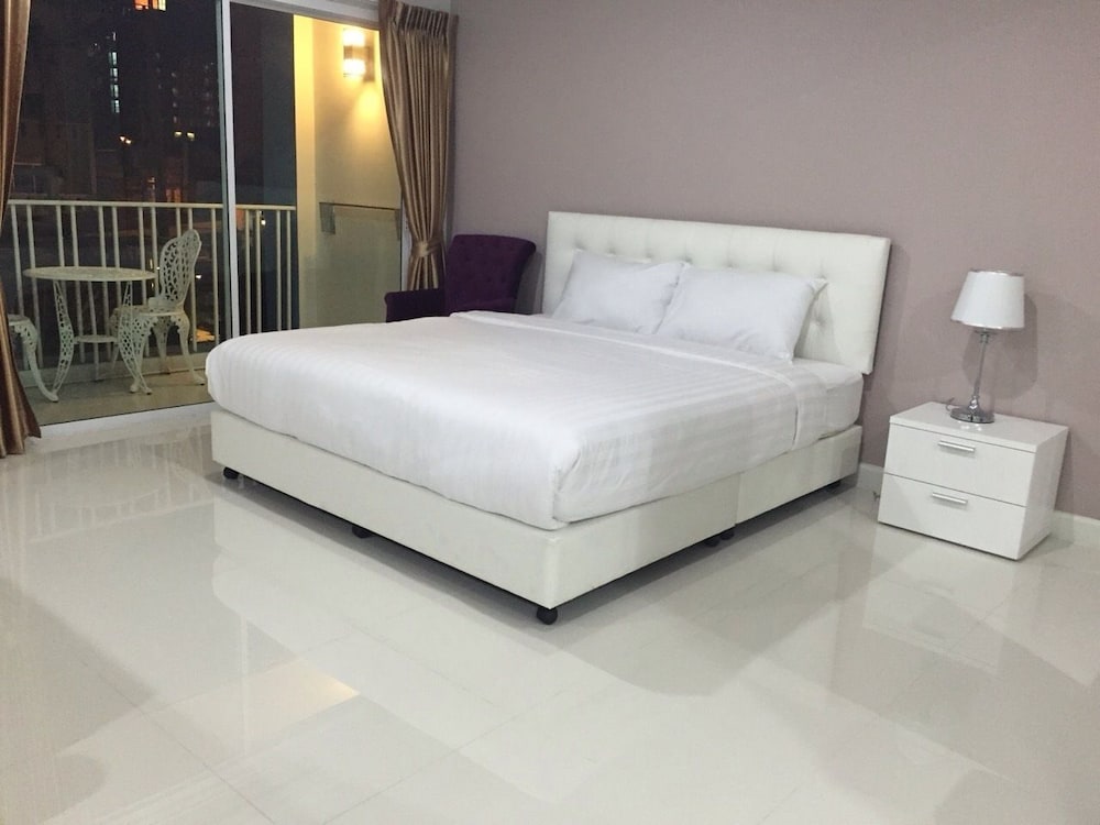 Фото Baan Pattaya by Sabai