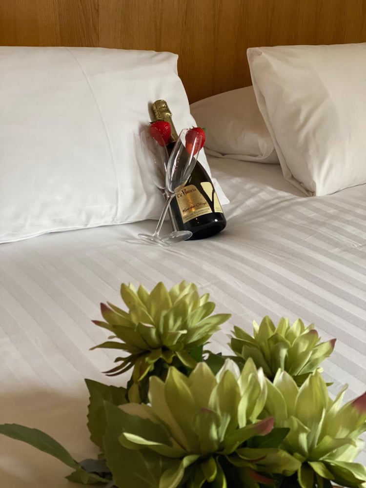 Фото Rooms at 1703