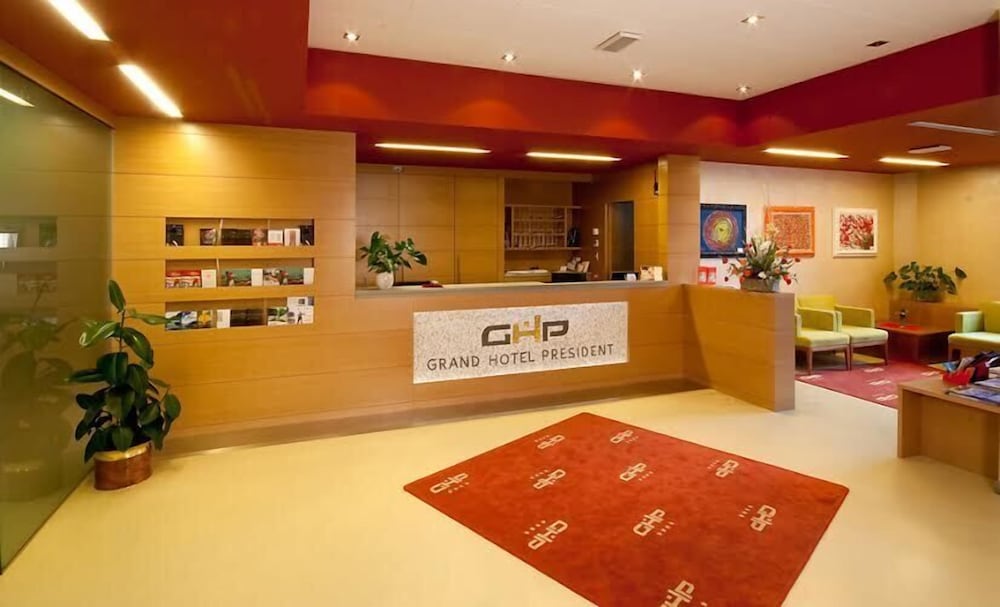 Фото Grand Hotel President