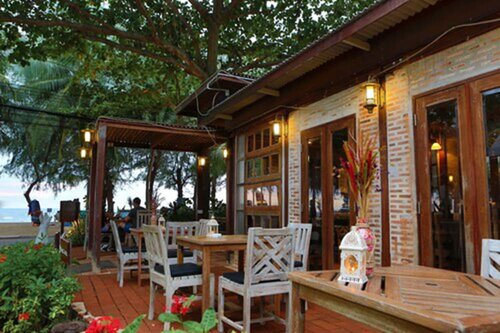 Гостиница Rabbit Resort Pattaya - Sha Extra Plus в Паттайе