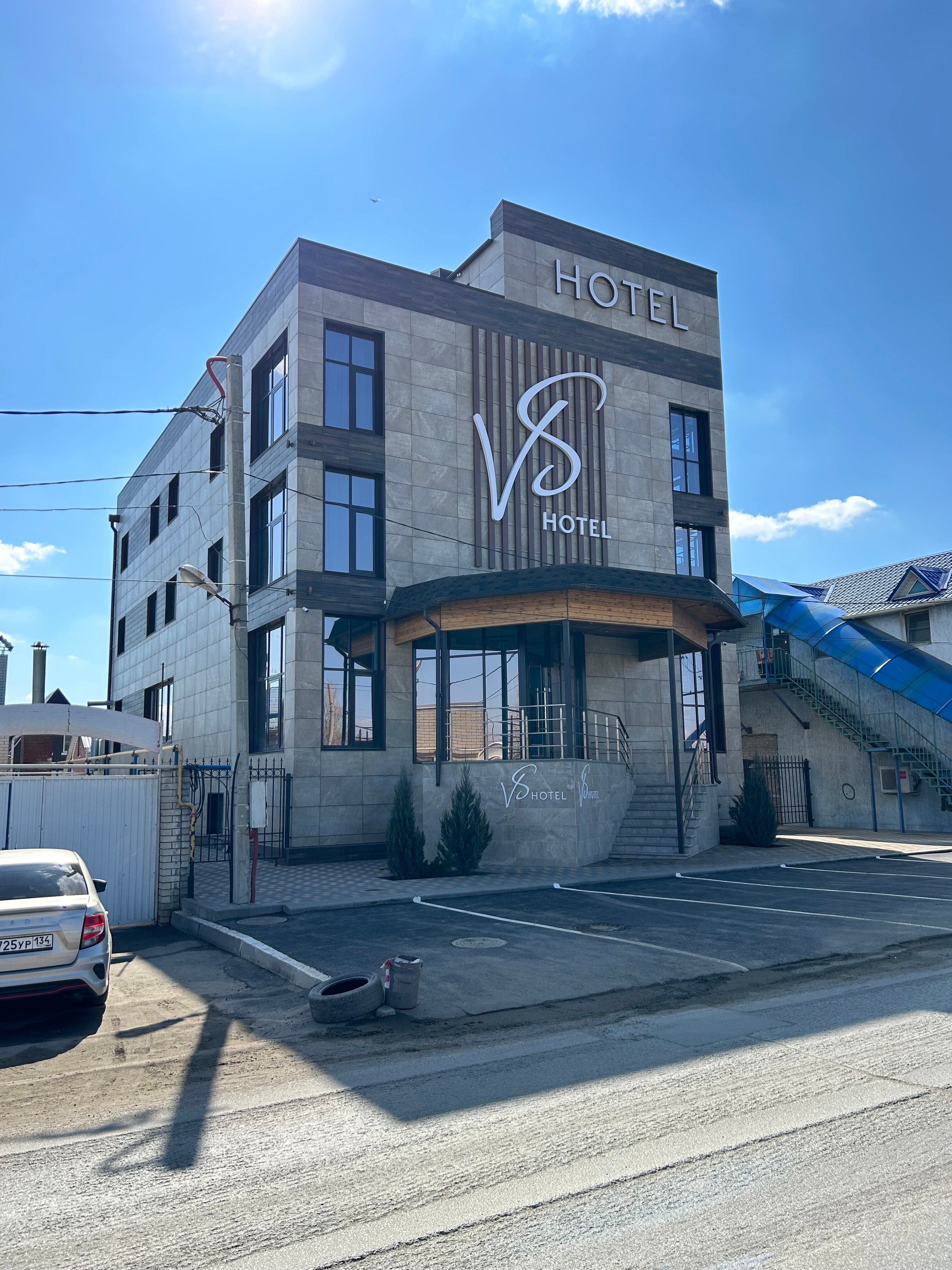 Фото отеля 1