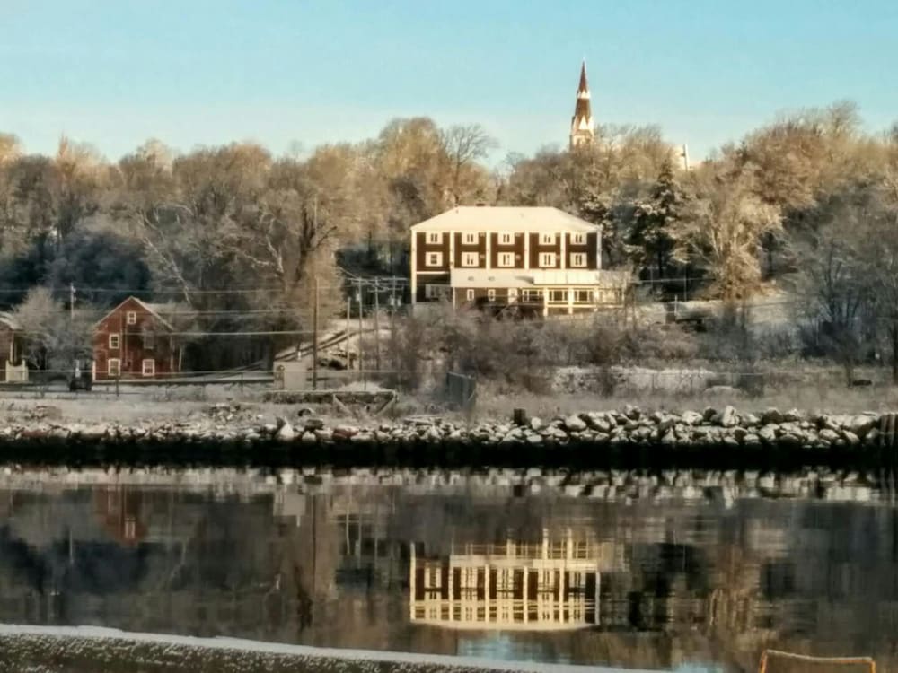 Фото Braeside Country Inn