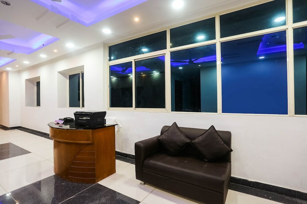 Фото Oyo 47488 Hotel Keshmin