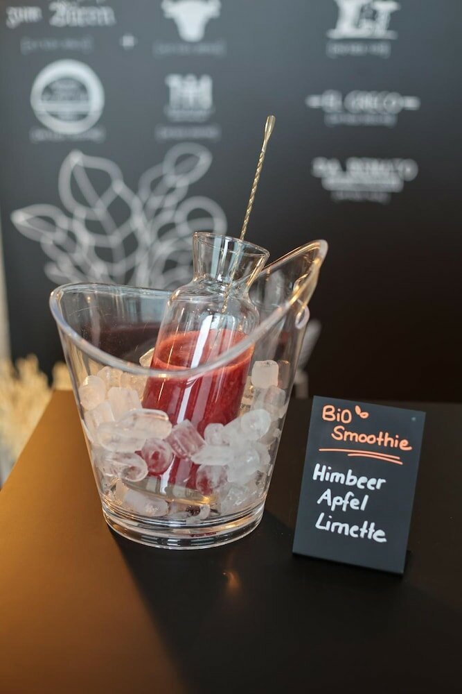 Фото Elferrooms Hotel