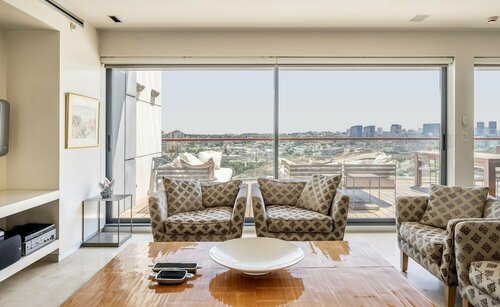 Апартаменты Panoramic Sea View W Pool & Gym Access в Герцлии